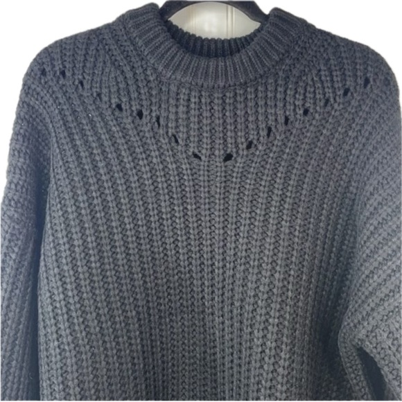 Elodie Women’s Black Long Sleeve Mock Neck Knit Sweater Size Small - Picture 3 of 4